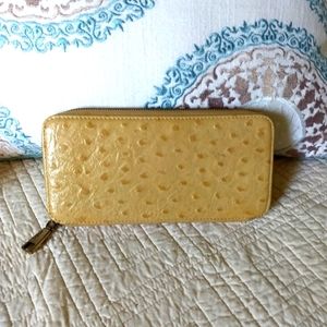 Hobo International Beige Genuine Leather Ostrich Full Zip Gold Clutch Wallet